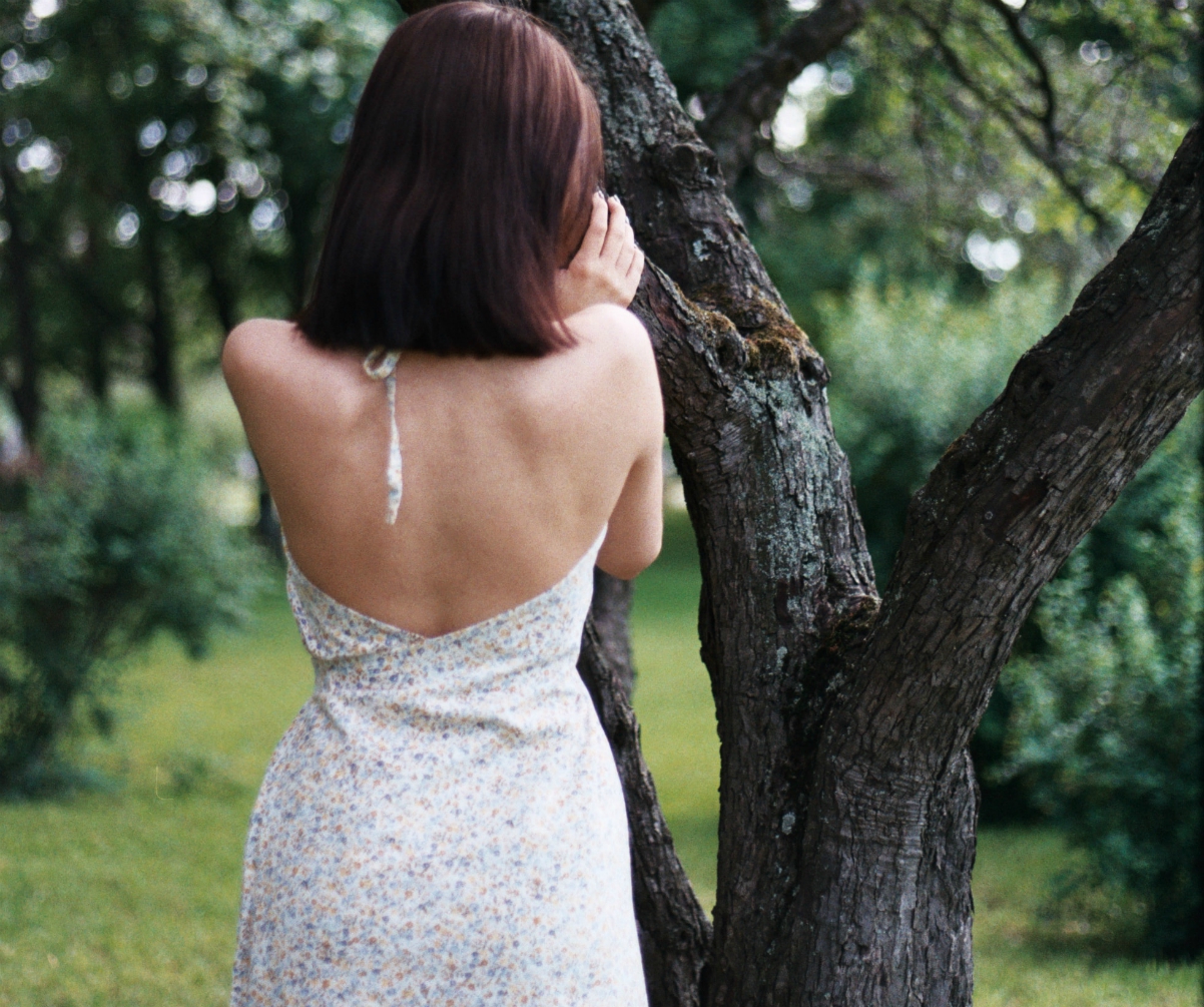 The quirky backless mini dress